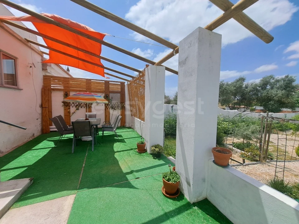 Moradia T3 para Venda em Salvada e Quintos Foto 10