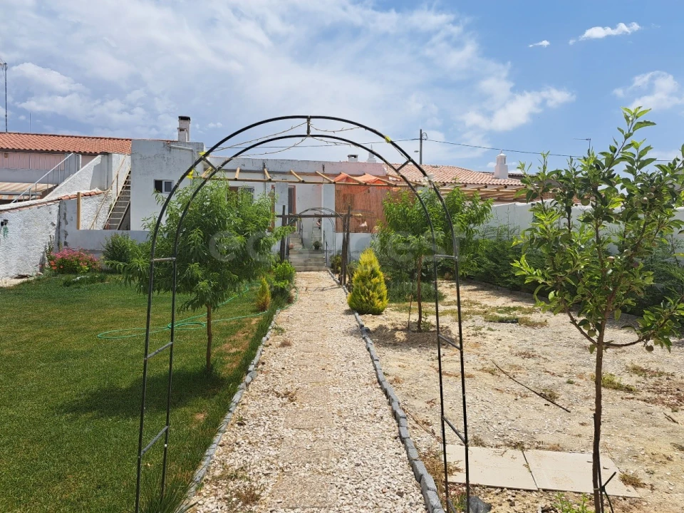 Moradia T3 para Venda em Salvada e Quintos Foto 20