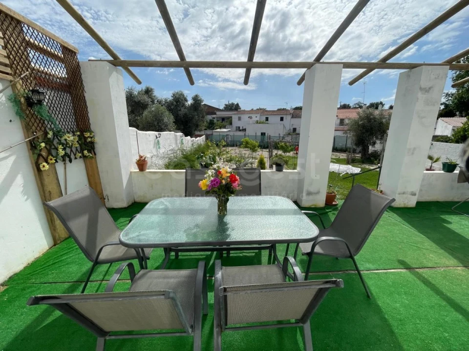 Moradia T3 para Venda em Salvada e Quintos Foto 40