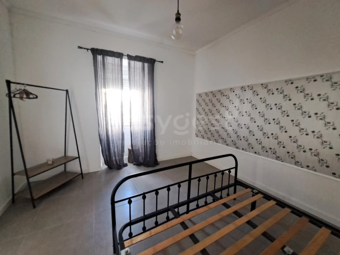 Moradia T3 para Venda em Salvada e Quintos Foto 9