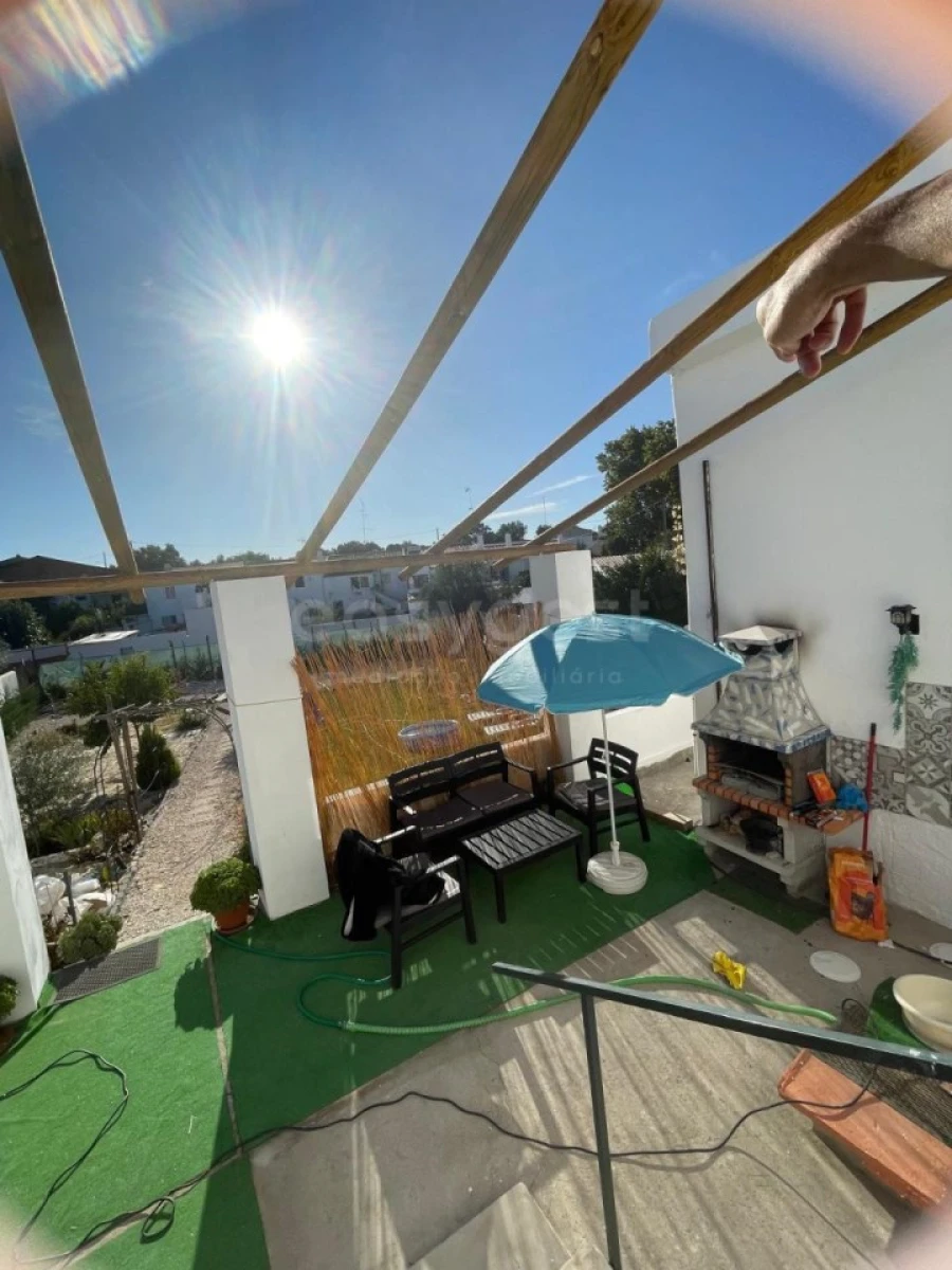 Moradia T3 para Venda em Salvada e Quintos Foto 44