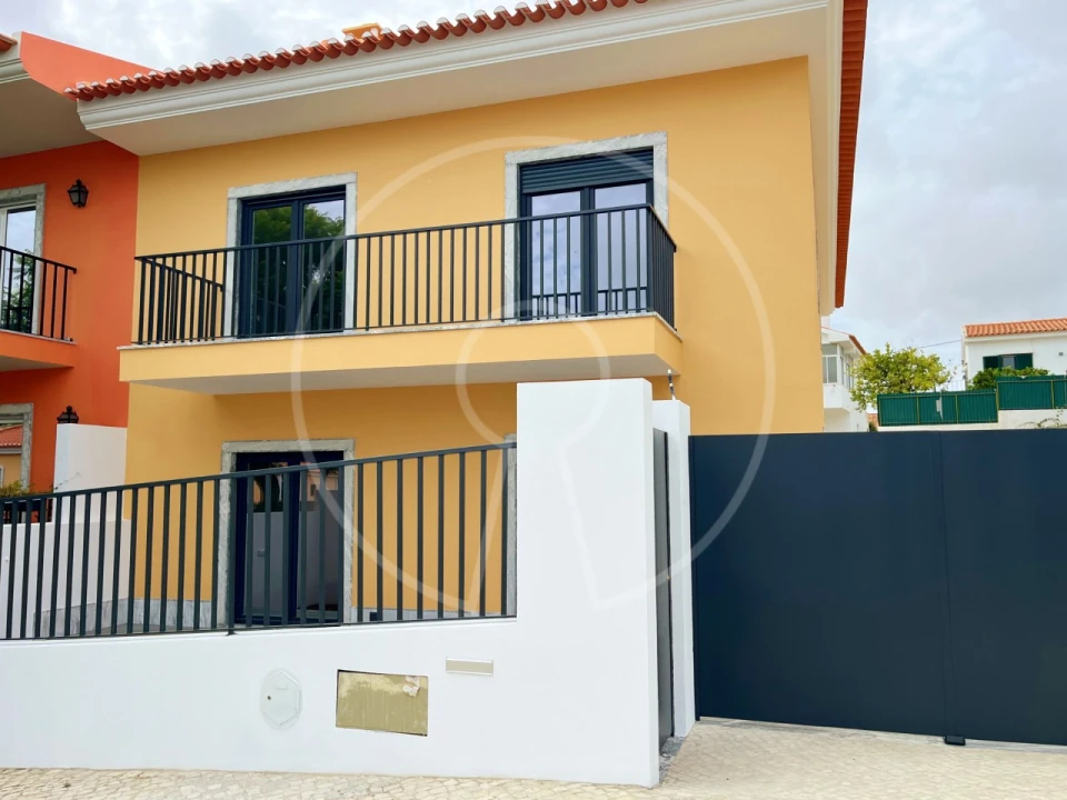 Moradia T3 para Venda em Cascais e Estoril Foto 3