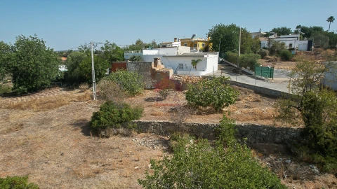 Moradia T0 para Venda em Loule (São Clemente)