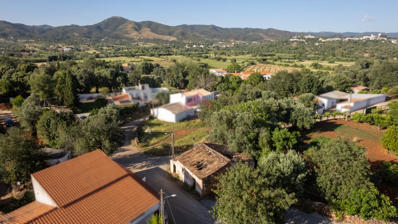 Moradia T0 para Venda em Salir Foto 10