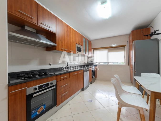 Apartamento T3 para Venda em Caldas de Vizela (São Miguel e São João) Foto 10