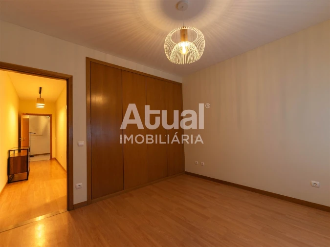 Apartamento T3 para Venda em Caldas de Vizela (São Miguel e São João) Foto 21