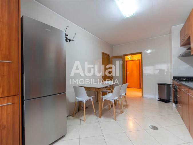 Apartamento T3 para Venda em Caldas de Vizela (São Miguel e São João) Foto 12