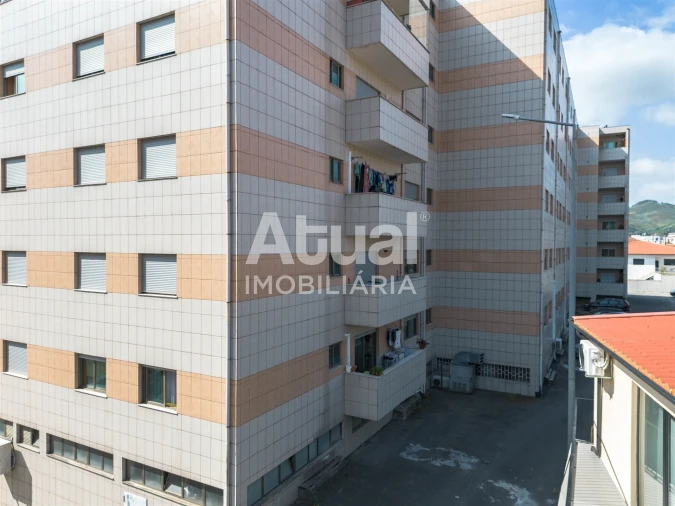 Apartamento T3 para Venda em Caldas de Vizela (São Miguel e São João) Foto 27