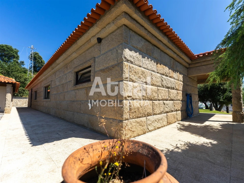 Moradia T3 para Venda em Caldas de Vizela (São Miguel e São João) Foto 53