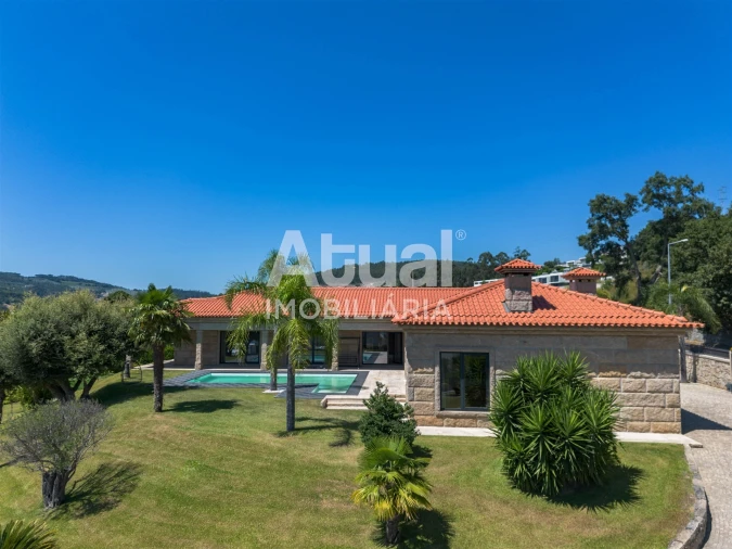 Moradia T3 para Venda em Caldas de Vizela (São Miguel e São João) Foto 48