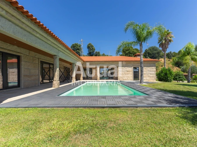 Moradia T3 para Venda em Caldas de Vizela (São Miguel e São João) Foto 52