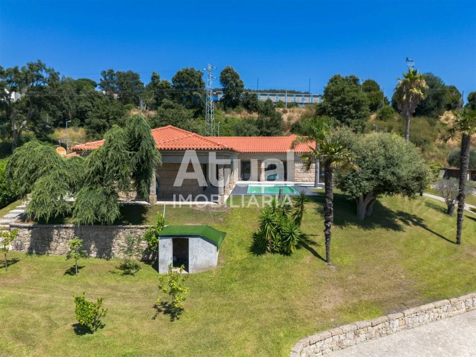 Moradia T3 para Venda em Caldas de Vizela (São Miguel e São João) Foto 60