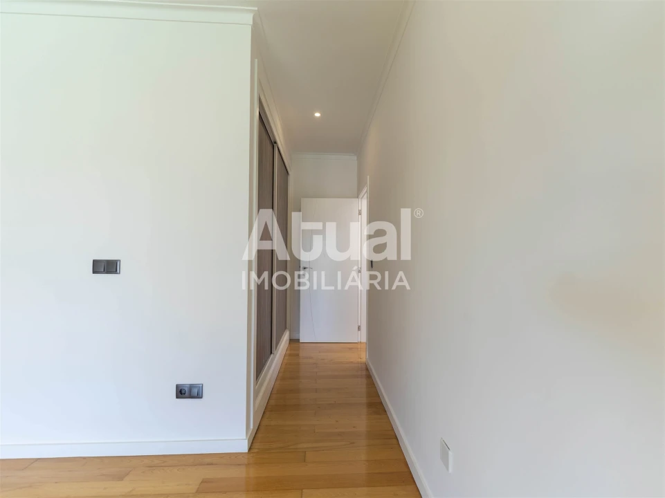 Moradia T3 para Venda em Caldas de Vizela (São Miguel e São João) Foto 19