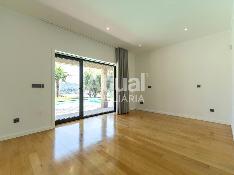 Moradia T3 para Venda em Caldas de Vizela (São Miguel e São João) Foto 21