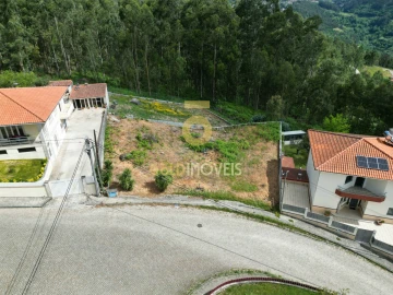 Terreno para Venda em Sobrado e Bairros