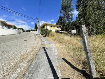 Terreno para Venda em Sobrado e Bairros