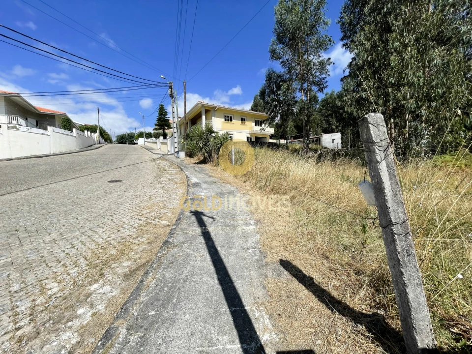 Terreno para Venda em Sobrado e Bairros Foto 12