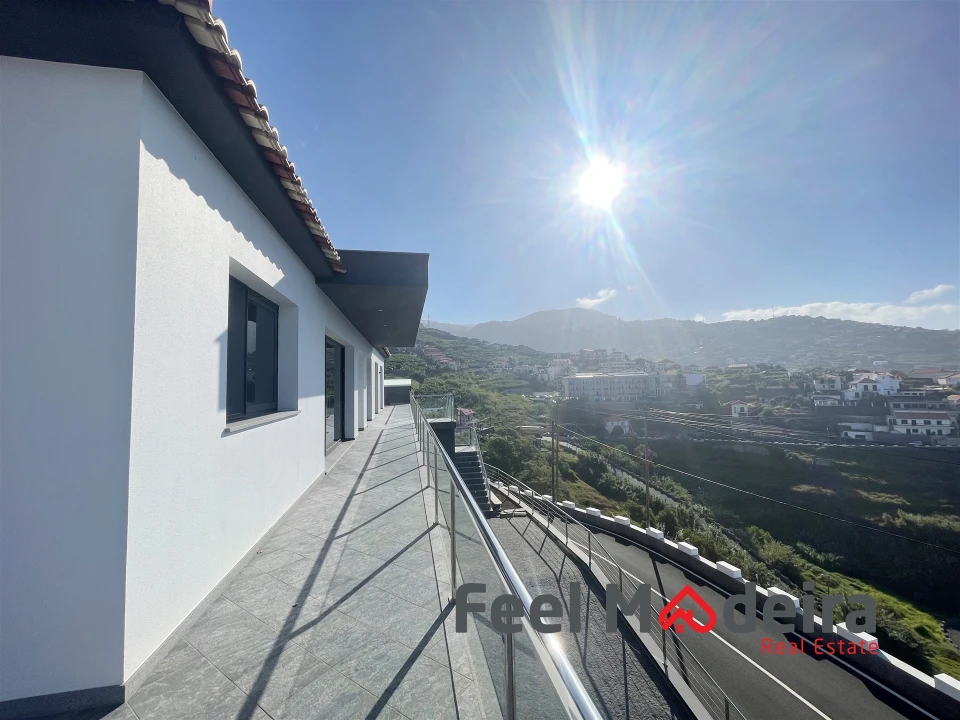 Moradia T3 para Venda em Ribeira Brava Foto 40