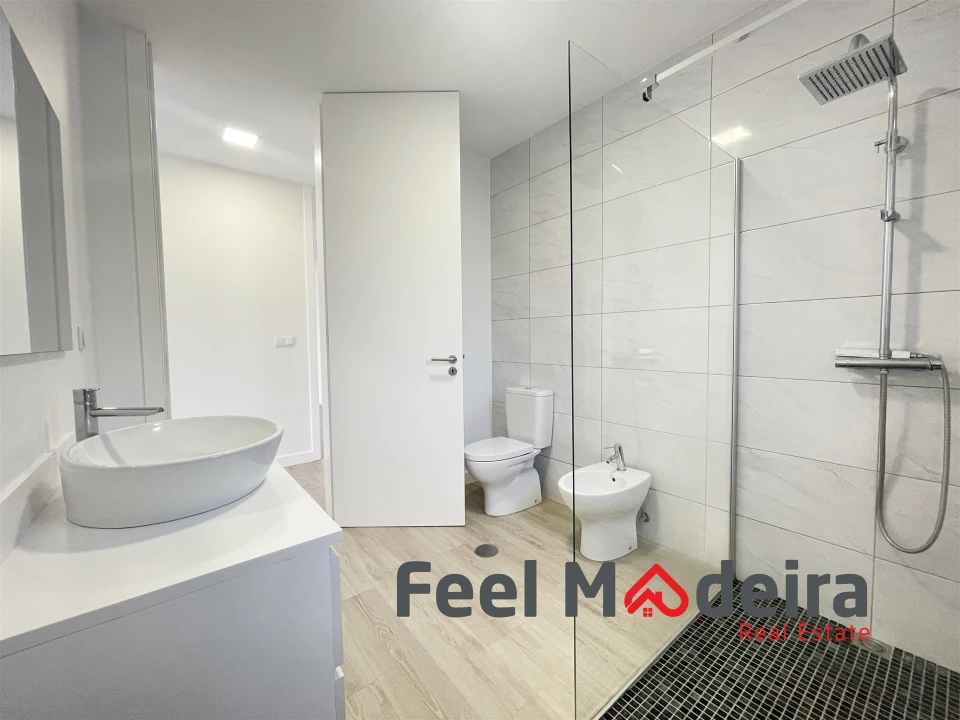 Moradia T3 para Venda em Ribeira Brava Foto 19