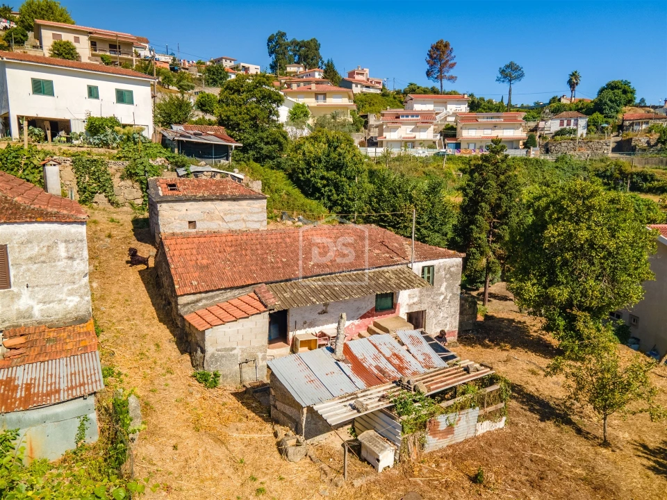 Moradia T1 para Venda em Sobrado e Bairros Foto 24