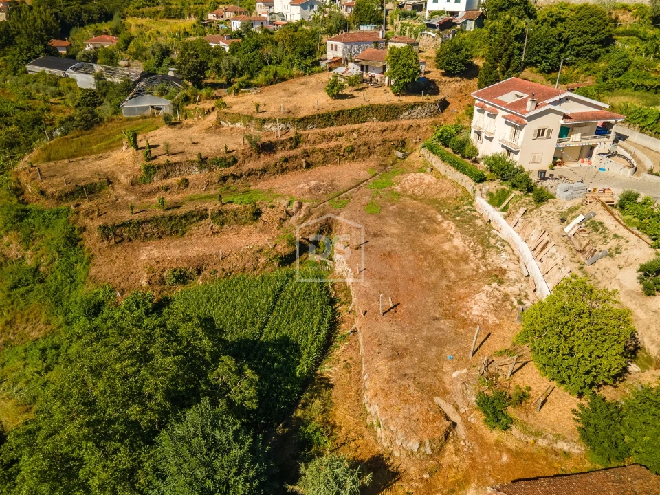 Moradia T1 para Venda em Sobrado e Bairros Foto 26