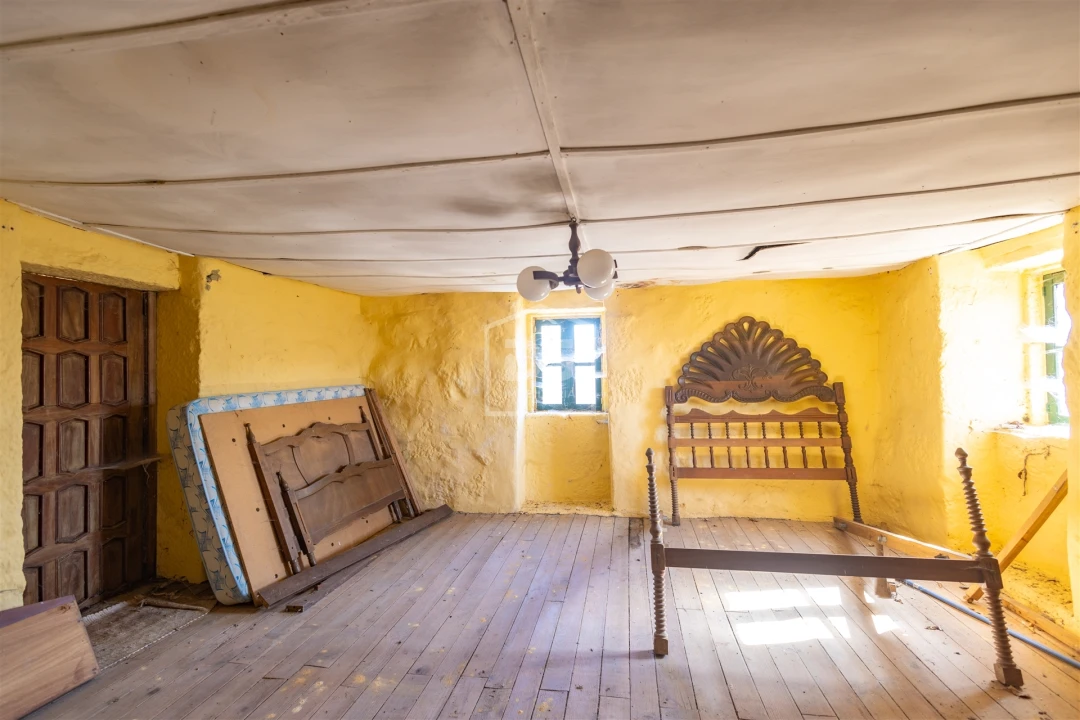 Moradia T1 para Venda em Sobrado e Bairros Foto 13