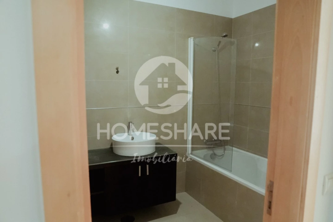 Moradia T3 para Venda em Gandra Foto 22