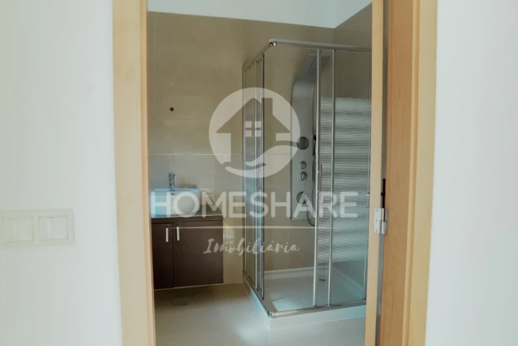 Moradia T3 para Venda em Gandra Foto 21