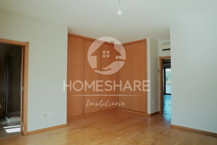 Moradia T3 para Venda em Gandra Foto 19