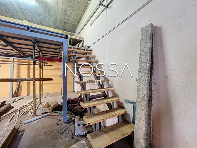 Garagem para Venda em Rio de Mouro Foto 15