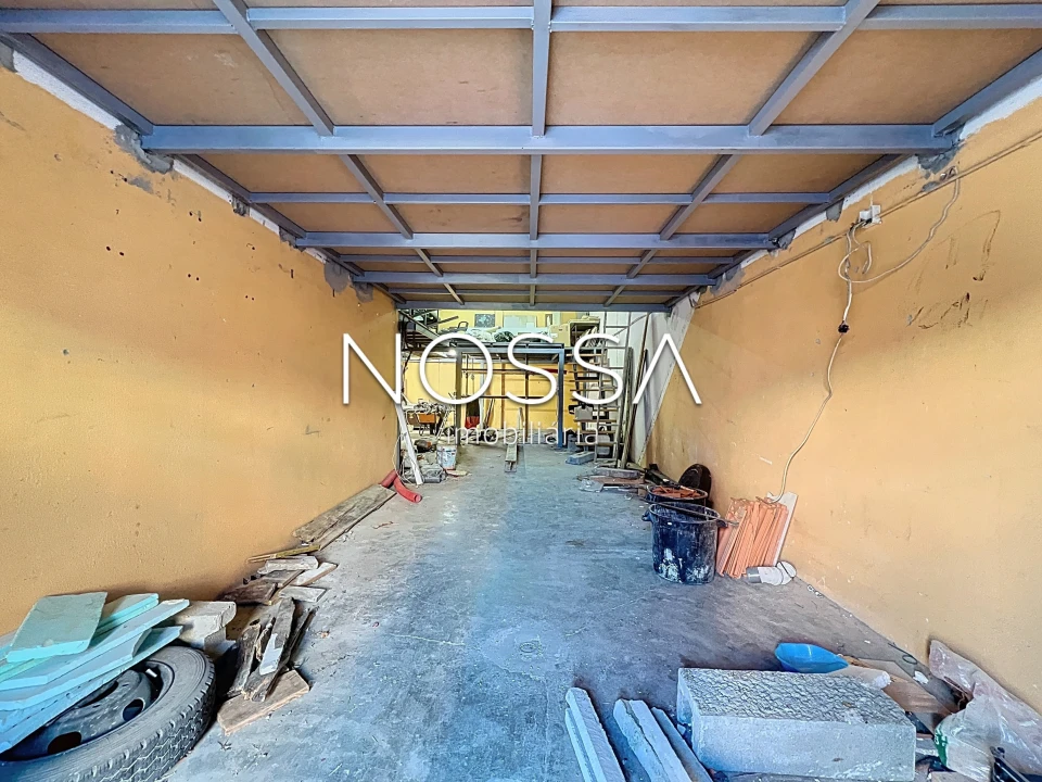 Garagem para Venda em Rio de Mouro Foto 2