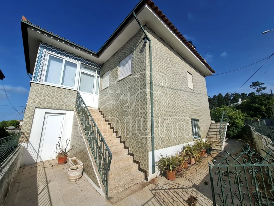 Moradia T3 para Venda em Cardielos e Serreleis Foto 3