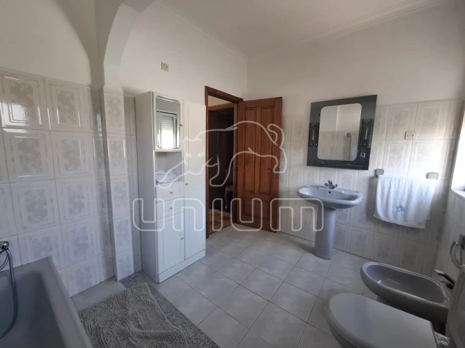 Moradia T3 para Venda em Cardielos e Serreleis Foto 17