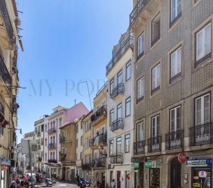 Apartamento T1 para Venda em Santa Maria Maior