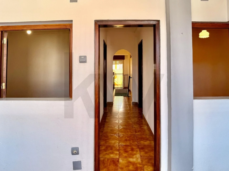 Moradia T4 para Venda em Alvalade Foto 11