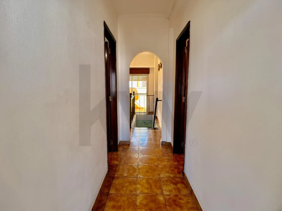 Moradia T4 para Venda em Alvalade Foto 14