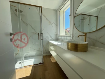 Apartamento T3 para Venda em Sesimbra (Castelo)