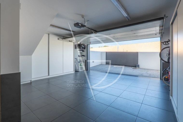 Moradia T3 para Venda em Fânzeres e São Pedro da Cova Foto 43