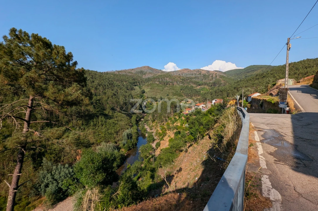 Moradia T1 para Venda em Covelo de Paivó e Janarde Foto 39