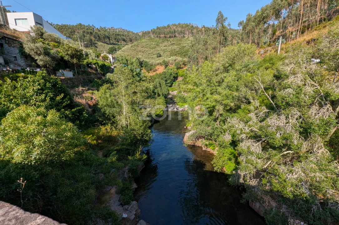 Moradia T1 para Venda em Covelo de Paivó e Janarde Foto 40