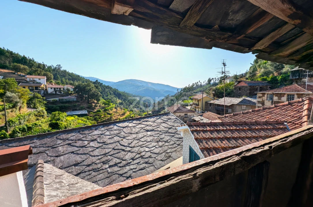 Moradia T1 para Venda em Covelo de Paivó e Janarde Foto 15