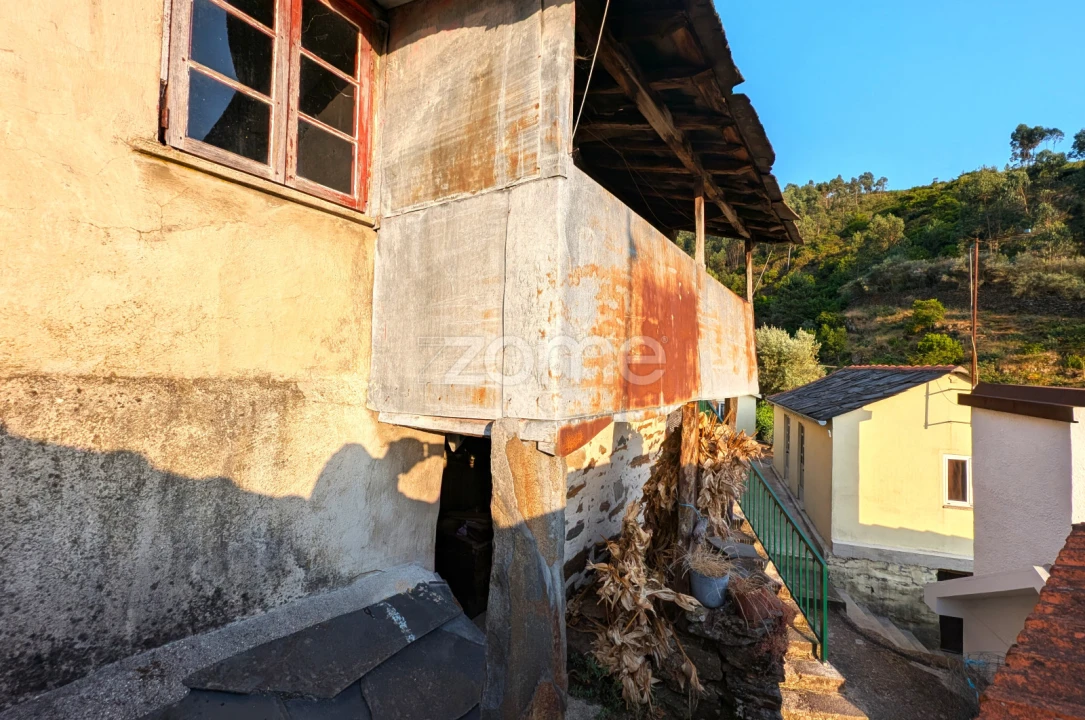 Moradia T1 para Venda em Covelo de Paivó e Janarde Foto 25