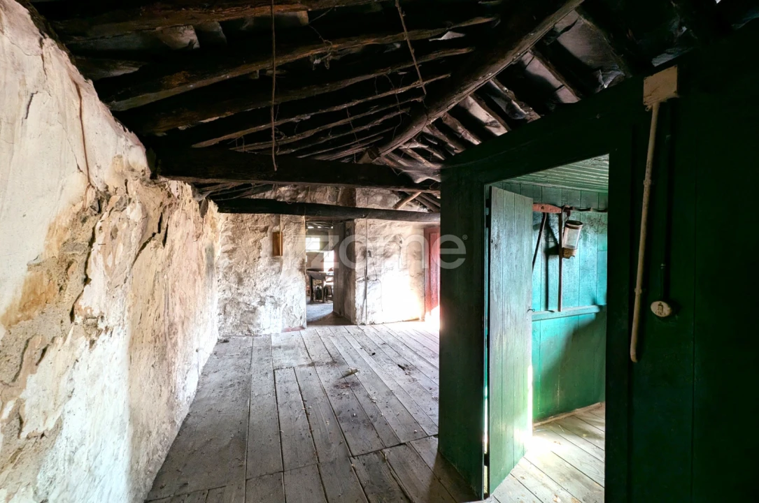 Moradia T1 para Venda em Covelo de Paivó e Janarde Foto 20