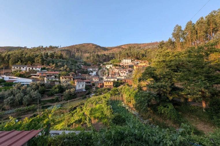 Moradia T1 para Venda em Covelo de Paivó e Janarde Foto 36