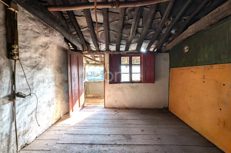Moradia T1 para Venda em Covelo de Paivó e Janarde Foto 14