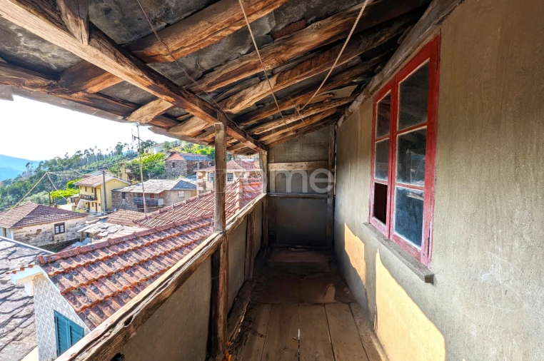 Moradia T1 para Venda em Covelo de Paivó e Janarde Foto 16