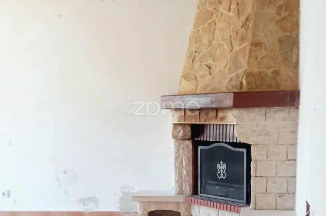 Moradia T3 para Venda em Azueira e Sobral da Abelheira Foto 7