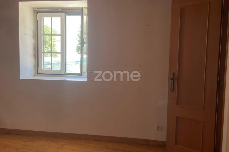 Moradia T3 para Venda em Azueira e Sobral da Abelheira Foto 11