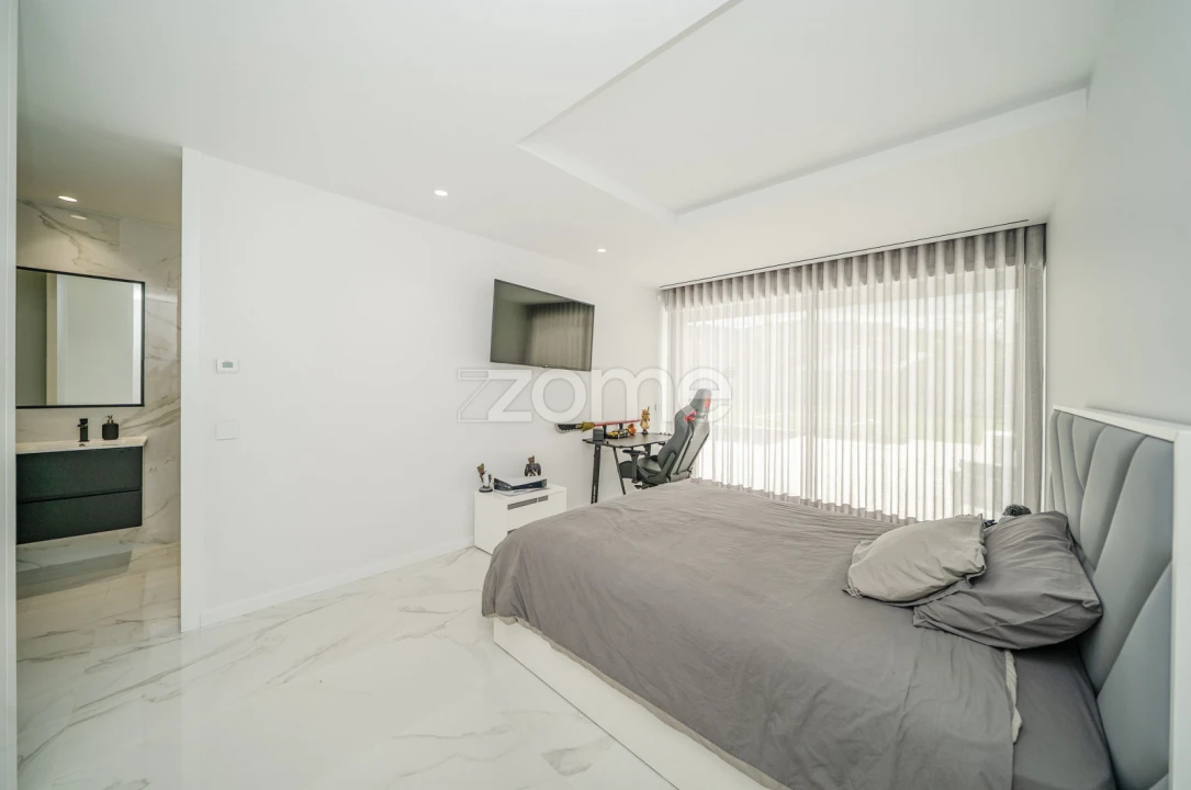 Moradia T4 para Venda em Este (São Pedro e São Mamede) Foto 48