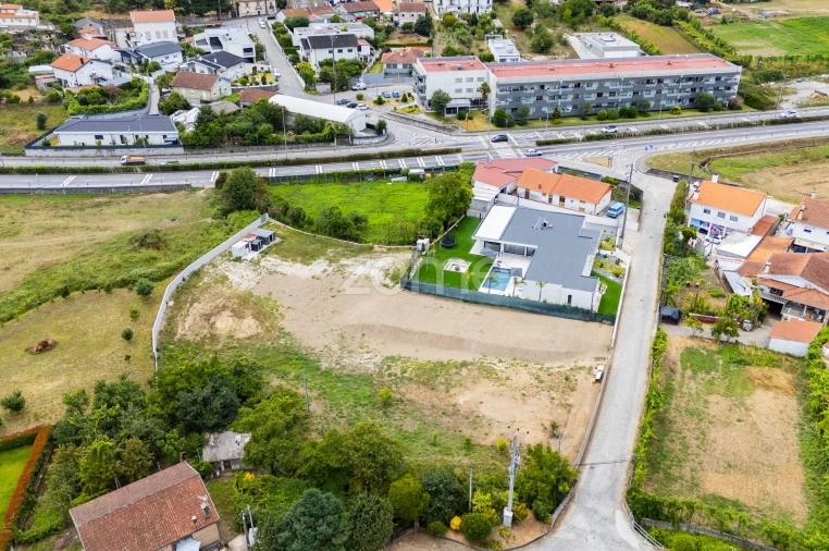 Moradia T4 para Venda em Este (São Pedro e São Mamede) Foto 73